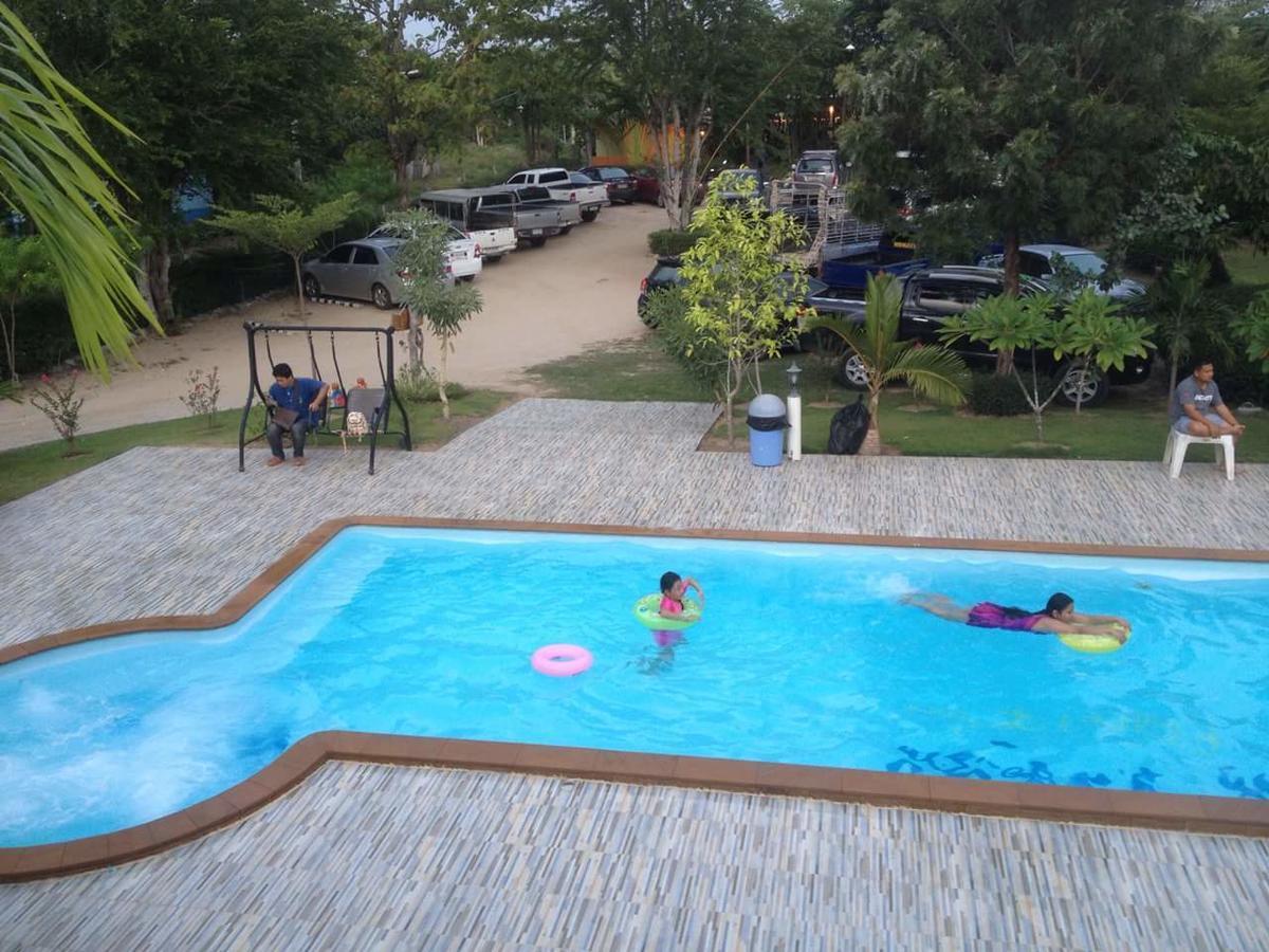 Sports Bar & Resort Pakchong Ngoại thất bức ảnh