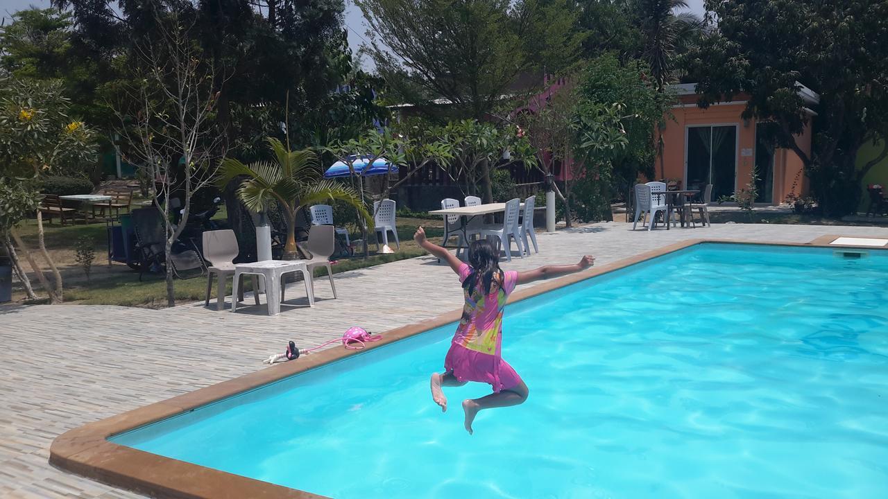 Sports Bar & Resort Pakchong Ngoại thất bức ảnh